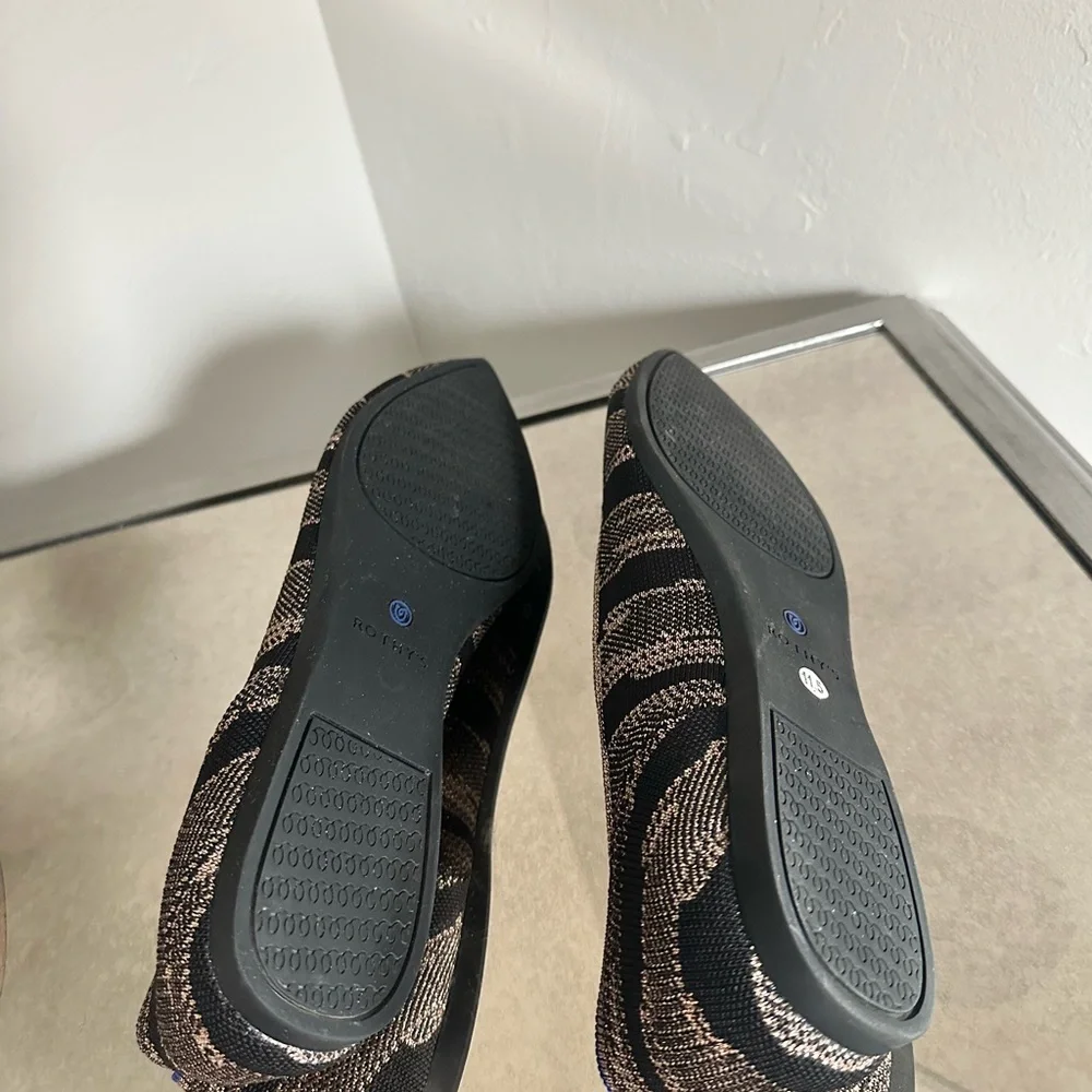 Rothys Golden Shimmer Point Flats